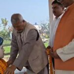 महराजगंज :: शहीद पंकज त्रिपाठी की सातवीं बरसी पर दिया भावभीनी श्रद्धांजलि, बेटे के न रहने का जीवनभर रहेगा दुख