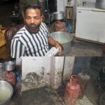 बहराइच :: घरेलू गैस की किल्लत से जनता परेशान, लेकिन हलवाई-दुकानदारों और कारखानों पर कोई असर नहीं