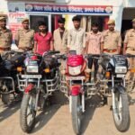 देवरिया :: चोरी की 02 मोटरसाइकिल व चोरी में शामिल 02 अन्य मोटरसाइकिल के साथ 04 गिरफ्तार