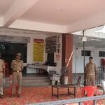 गोरखपुर :: स्ट्रांग रूम की सुरक्षा में मुस्तैद जवान, 27 अक्टूबर को खुलेगा प्रत्याशियों की किस्मत का पिटारा